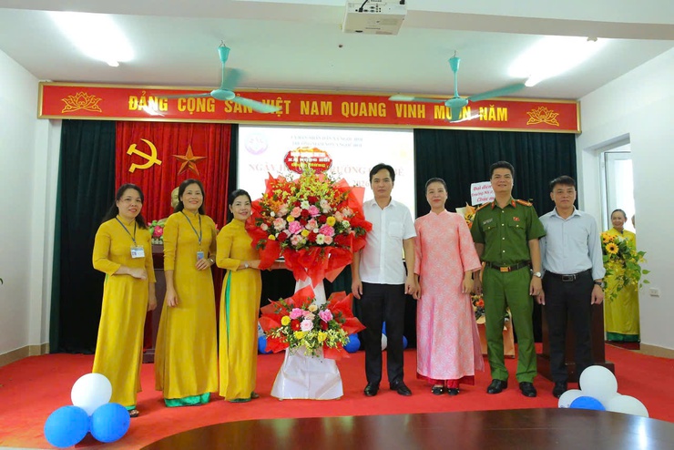 Lễ khai giảng năm học 2025 - 2026 "Hành Trình Tri Thức: Vun đắp tương lai"- Ảnh 27.
