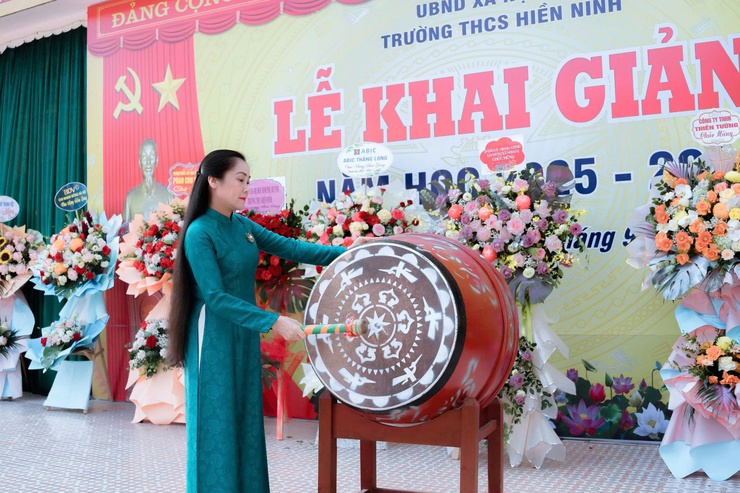 GẦN 16.000 HỌC SINH XÃ NỘI BÀI BƯỚC VÀO NĂM HỌC MỚI 2025 – 2026- Ảnh 5.