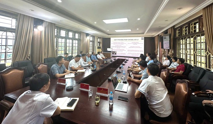 Khai giảng Lớp bồi dưỡng cập nhật kiến thức, kỹ năng đối với cán bộ lãnh đạo, quản lý xã, phường, đặc khu- Ảnh 3.