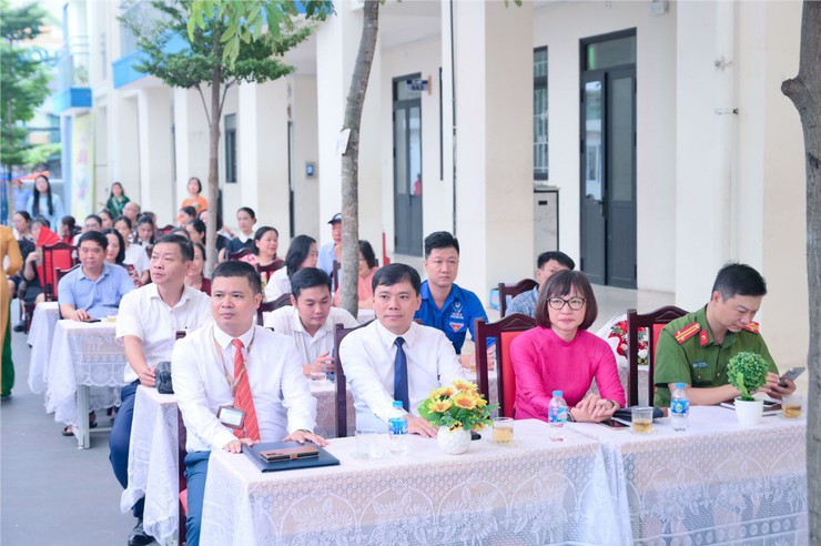 TƯNG BỪNG LỄ KHAI GIẢNG NĂM HỌC 2025 – 2026 TẠI TRƯỜNG THCS LÁNG HẠ- Ảnh 5.