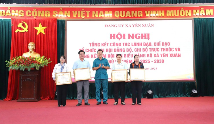 HỘI NGHỊ TỔNG KẾT CÔNG TÁC TỔ CHỨC ĐẠI HỘI ĐẠI BIỂU ĐẢNG BỘ XÃ YÊN XUÂN LẦN THỨ I, NHIỆM KỲ 2025-2030- Ảnh 10.
