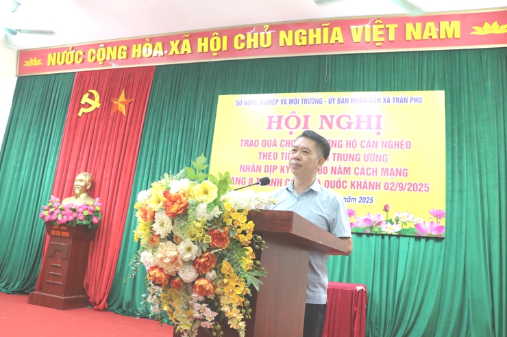 33 hộ cận nghèo xã Trần Phú được trao hỗ trợ nhân dịp kỷ niệm 80 năm Cách mạng Tháng Tám và Quốc khánh 2/9- Ảnh 1.