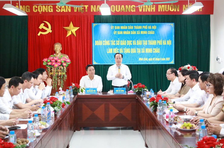 Sở Giáo dục và Đào tạo Hà Nội làm việc với xã đảo Minh Châu: Chung tay tháo gỡ khó khăn, nâng cao chất lượng giáo dục- Ảnh 3.