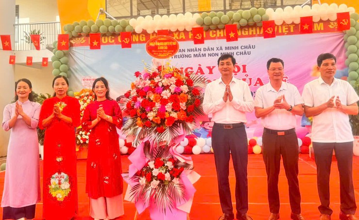 Rộn ràng không khí đón năm học mới trên xã đảo Minh Châu- Ảnh 10.