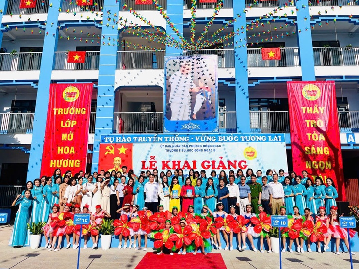 CÁC TRƯỜNG TRÊN ĐỊA BÀN PHƯỜNG ĐÔNG NGẠC TƯNG BỪNG TỔ CHỨC LỄ KHAI GIẢNG NĂM HỌC MỚI 2025 – 2026- Ảnh 21.