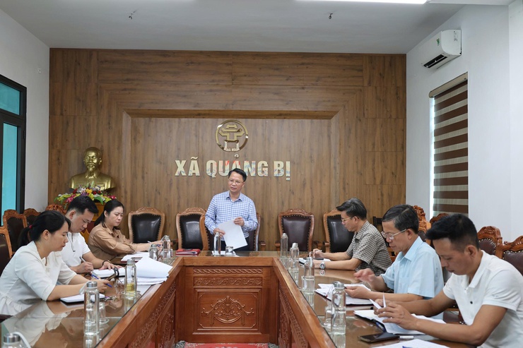 Đảng bộ UBND xã Quảng Bị tổ chức Hội nghị Họp Ban chấp hành đánh giá kết quả thực hiện nhiệm vụ tháng 8, triển khai nhiệm vụ trọng tâm tháng 9/2025; sinh hoạt chuyên đề Nâng cao chất lượng sinh hoạt đảng bộ UBND xã trong giai đoạn mới- Ảnh 1.