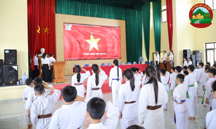 Xã Phú Cát tổ chức kỳ thi lên đai Karate cho 200 võ sinh- Ảnh 1.