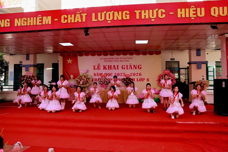 XÃ ĐA PHÚC - HÂN HOAN NGÀY TỰU TRƯỜNG- Ảnh 13.