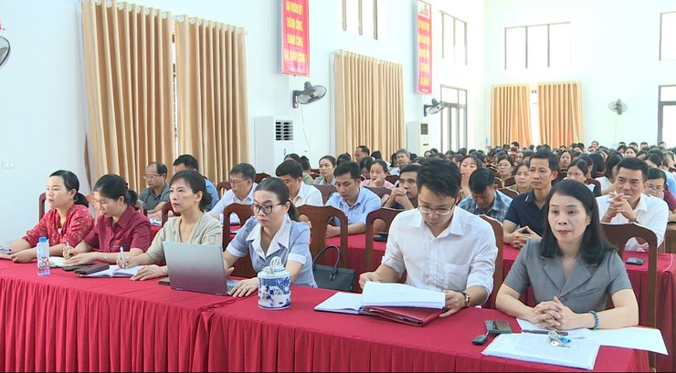 Chủ tịch UBND xã Phúc Lộc quán triệt, tuyên truyền Nghị quyết Đại hội đại biểu Đảng bộ xã Phúc Lộc lần thứ I, nhiệm kỳ 2025 - 2030; Thông tin tình hình thế giới, hoạt động đối ngoại nổi bật của Đảng, Nhà nước ta- Ảnh 2.