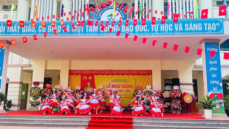 XÃ YÊN BÀI TƯNG BỪNG KHAI GIẢNG NĂM HỌC MỚI 2025 – 2026- Ảnh 6.