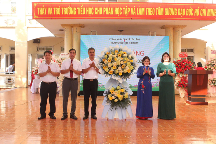 XÃ YÊN LÃNG TƯNG BỪNG KHAI GIẢNG NĂM HỌC MỚI 2025-2026.- Ảnh 11.