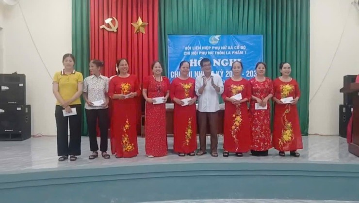 Hội Phụ nữ xã Cổ Đô chỉ đạo 31/31 Chi hội Phụ nữ cơ sở thôn tổ chức thành công hội nghị chi hội nhiệm kỳ 2025–2030.- Ảnh 2.