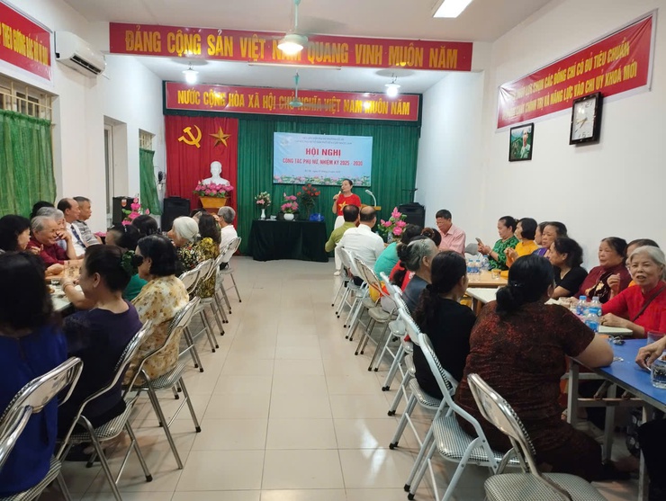 88 chi hộ trực thuộc Hội LHPN phường Bồ Đề tổ chức thành công hội nghị chi hội nhiệm kỳ 2025 - 2030 - Ảnh 13.