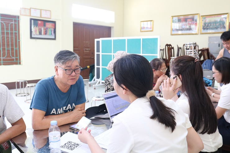 Xã Quảng Bị tổ chức hướng dẫn cài đặt ứng dụng eTax Mobile và nộp thuế sử dụng đất phi nông nghiệp năm 2025 bằng phương thức điện tử- Ảnh 4.