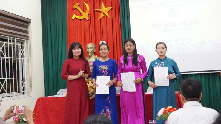 88 chi hộ trực thuộc Hội LHPN phường Bồ Đề tổ chức thành công hội nghị chi hội nhiệm kỳ 2025 - 2030 - Ảnh 17.