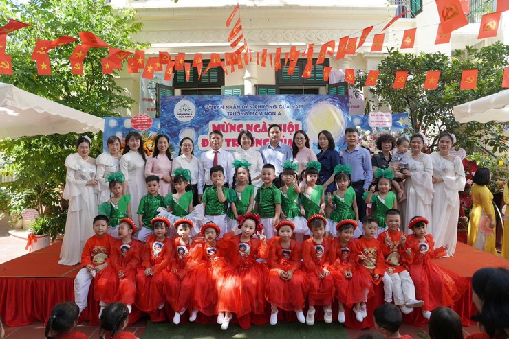 PHƯỜNG CỬA NAM: PHẤN KHỞI, HÂN HOAN NGÀY HỘI TOÀN DÂN ĐƯA TRẺ ĐẾN TRƯỜNG- Ảnh 14.
