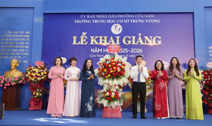 PHƯỜNG CỬA NAM: PHẤN KHỞI, HÂN HOAN NGÀY HỘI TOÀN DÂN ĐƯA TRẺ ĐẾN TRƯỜNG- Ảnh 3.