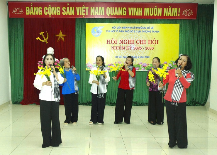 88 chi hộ trực thuộc Hội LHPN phường Bồ Đề tổ chức thành công hội nghị chi hội nhiệm kỳ 2025 - 2030 - Ảnh 8.