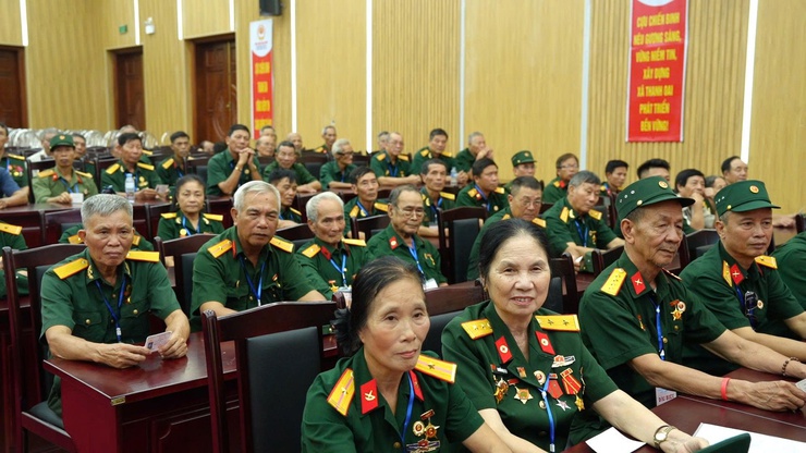 Phiên thứ nhất Đại hội đại biểu Hội CCB xã Thanh Oai lần thứ VIII, nhiệm kỳ 2025-2030- Ảnh 3.