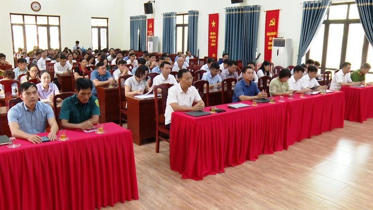 XÃ ỨNG HOÀ TỔ CHỨC CHÀO CỜ VÀ SINH HOẠT DƯỚI CỜ THÁNG 9.2025- Ảnh 1.