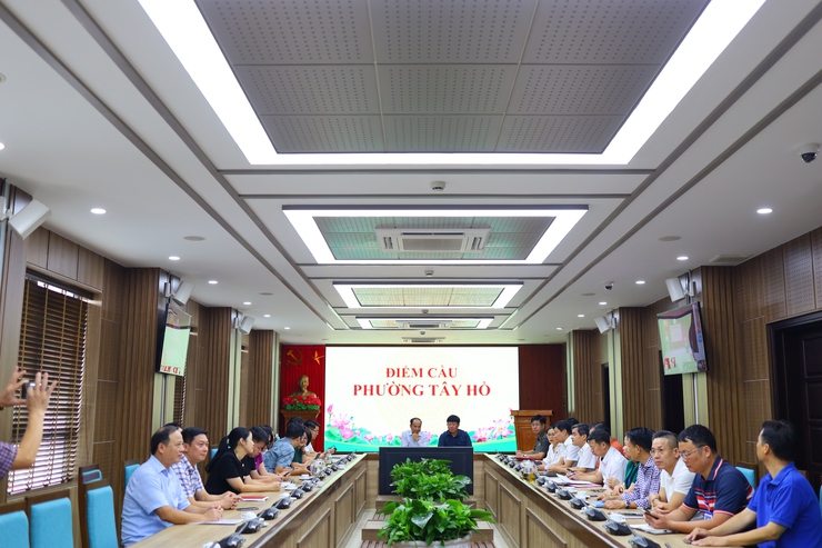 Cán bộ chủ chốt phường Tây Hồ tham dự lớp bồi dưỡng kiến thức, kỹ năng cho cán cán bộ lãnh đạo quản lý xã/phường- Ảnh 1.