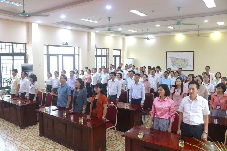 Phường Tây Mỗ tổ chức lễ chào cờ sáng 8/9- Ảnh 1.