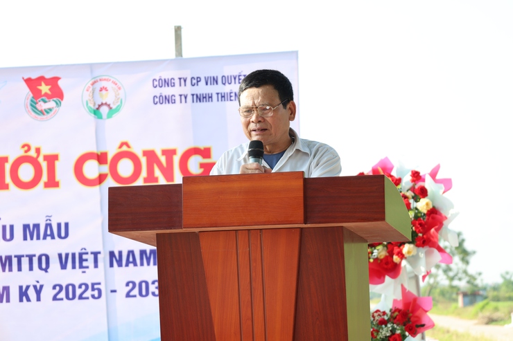 Thôn Văn Lôi phát động – khởi công xây dựng tuyến đường hoa kiểu mẫu chào mừng Đại hội MTTQ Việt Nam xã nhiệm kỳ 2025 – 2030- Ảnh 7.