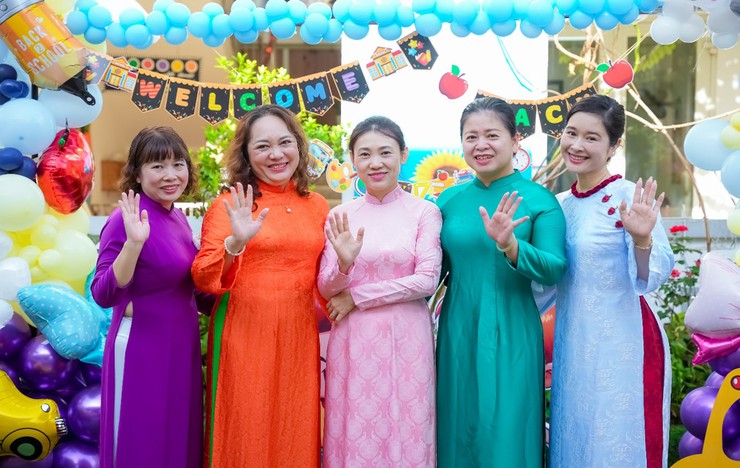 TRƯỜNG MẦM NON HOA MAI- NGÀY KHAI TRƯỜNG 
NGẬP TRÀN NIỀM VUI 
- Ảnh 1.