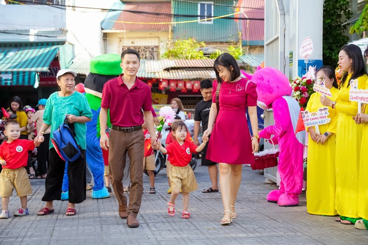 TRƯỜNG MẦM NON HOA MAI- NGÀY KHAI TRƯỜNG 
NGẬP TRÀN NIỀM VUI 
- Ảnh 5.