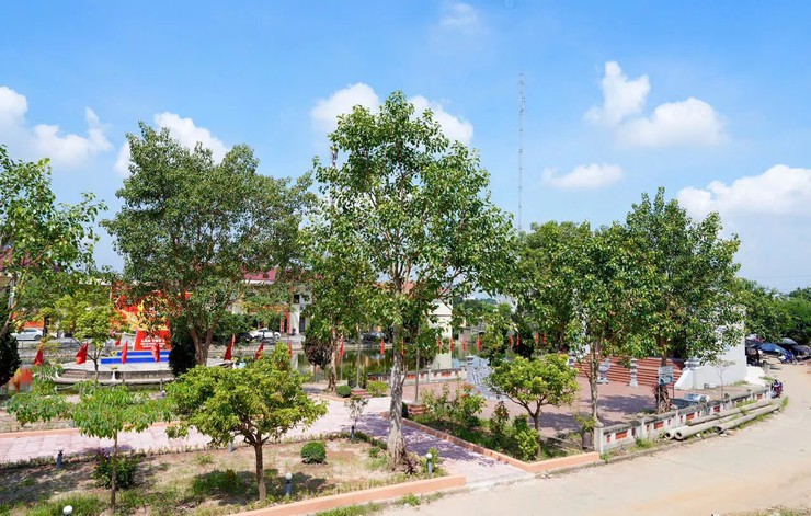 Vườn hoa tuổi trẻ xanh - không gian sinh hoạt cộng đồng cho nhân dân phường Yên Nghĩa- Ảnh 2.