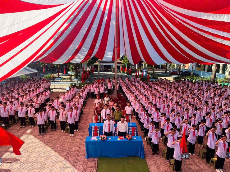 CÁC TRƯỜNG HỌC TRÊN ĐỊA BÀN XÃ BA VÌ TƯNG BỪNG TỔ CHỨC LỄ KHAI GIẢNG NĂM HỌC MỚI 2025 – 2026- Ảnh 1.