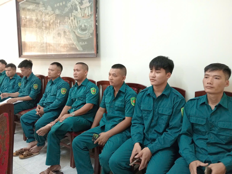 Ban Chỉ huy Quân sự xã Bất Bạt tổ chức hội nghị giao ban công tác quân sự tháng 8 và triển khai một số nhiệm vụ tháng 9- Ảnh 3.