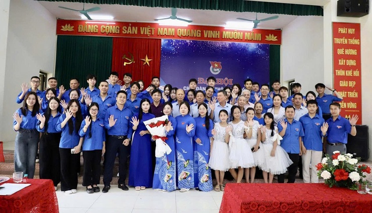 ĐẠI HỘI CHI ĐOÀN 1 – THÔN KHÊ HỒI NHIỆM KỲ 2025 -2026 THÀNH CÔNG TỐT ĐẸP- Ảnh 4.