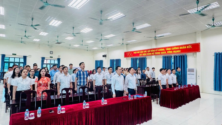Đảng ủy, UBND xã Tam Hưng: Lan tỏa tinh thần trách nhiệm, quyết tâm hoàn thành nhiệm vụ tháng 9- Ảnh 2.
