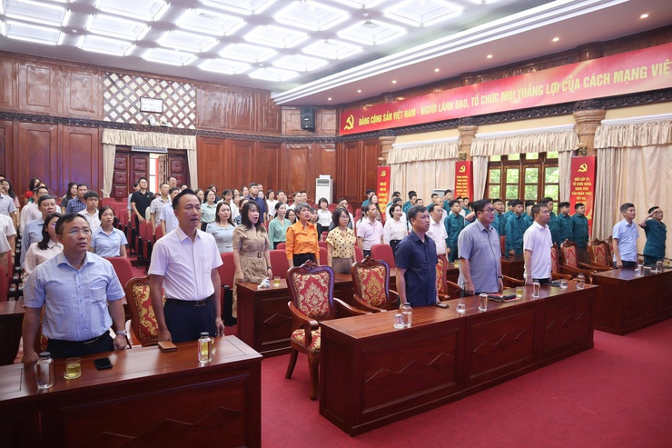 Lễ  chào cờ và sinh hoạt dưới cờ tháng 9 của phường Từ Liêm- Ảnh 1.