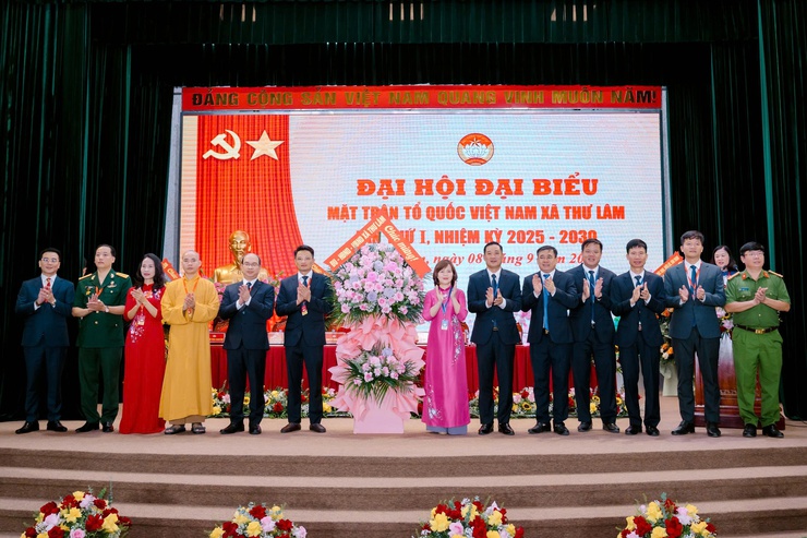 Ủy ban Mặt trận Tổ quốc Việt Nam xã Thư Lâm long trọng tổ chức Đại hội đại biểu MTTQ xã Thư Lâm lần thứ I, nhiệm kỳ 2025 - 2030.- Ảnh 3.