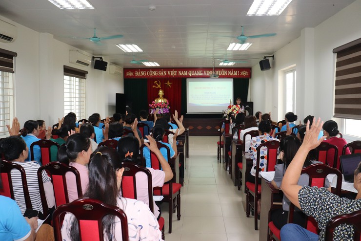 Các đoàn thể xã Thuận An tổ chức lấy ý kiến góp ý dự thảo Báo cáo chính trị trình Đại hội lần thứ Nhất, nhiệm kỳ 2025- 2030 của tổ chức Hội cấp xã- Ảnh 4.