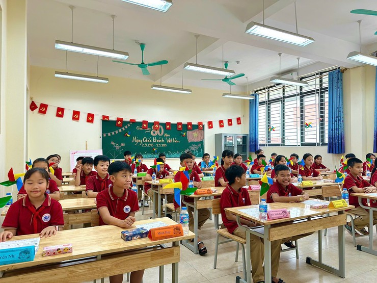 Các trường học xã Nam Phù khởi động năm học mới với những giờ học sôi nổi- Ảnh 3.