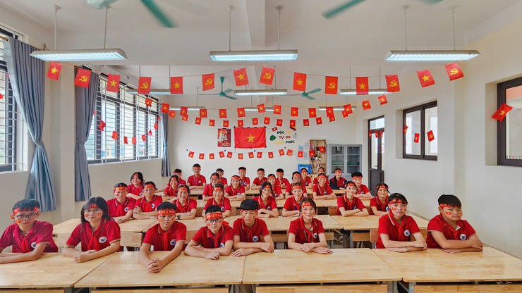 Các trường học xã Nam Phù khởi động năm học mới với những giờ học sôi nổi- Ảnh 1.