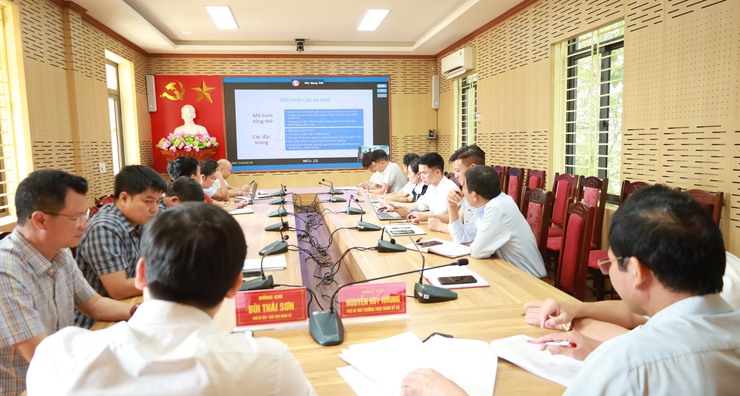 XÃ MINH CHÂU THAM GIA TẬP HUẤN TRỰC TUYẾN: BỒI DƯỠNG, CẬP NHẬT KIẾN THỨC, KỸ NĂNG ĐỐI VỚI CÁN BỘ LÃNH ĐẠO CẤP XÃ- Ảnh 5.