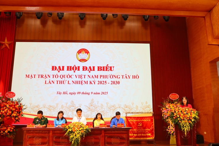 Đại hội MTTQ Việt Nam phường Tây Hồ: Dấu ấn đoàn kết và khát vọng phát triển- Ảnh 3.