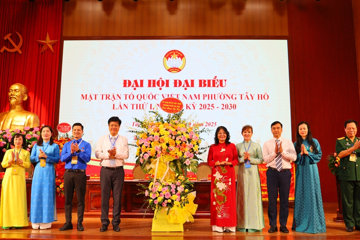 Đại hội MTTQ Việt Nam phường Tây Hồ: Dấu ấn đoàn kết và khát vọng phát triển- Ảnh 1.