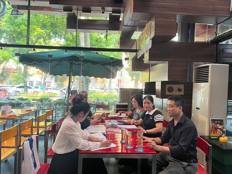 PHƯỜNG CỬA NAM TĂNG CƯỜNG CÔNG TÁC KIỂM TRA, ĐẢM BẢO AN TOÀN THỰC PHẨM, XỬ LÝ NGHIÊM CÁC CƠ SỞ KINH DOANH DỊCH VỤ ĂN UỐNG VI PHẠM TRONG ĐỢT CAO ĐIỂM A80 VÀ ĐẠI HỘI ĐẢNG CÁC CẤP NHIỆM KỲ 2025 - 2030- Ảnh 14.