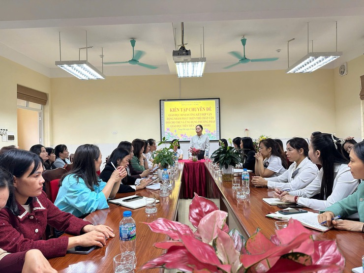 Giáo dục dinh dưỡng kết hợp vận động nhằm phát triển thể chất cân đối cho trẻ và ứng dụng phương pháp giáo dục tiên tiến Montessori- Ảnh 1.