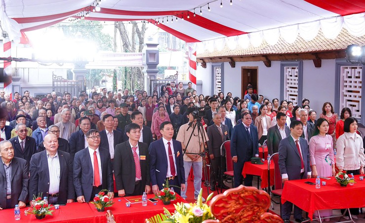 LỄ KHÁNH THÀNH TU BỔ, TÔN TẠO ĐÌNH LÀNG PHƯỢNG VŨ- Ảnh 4.