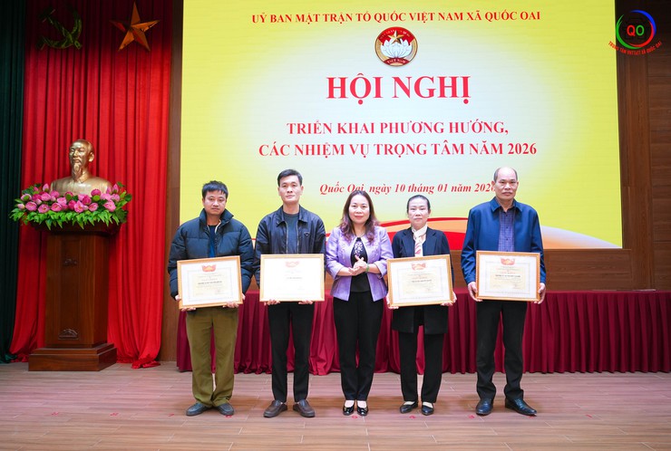 ỦY BAN MTTQ VIỆT NAM XÃ QUỐC OAI TỔ CHỨC HỘI NGHỊ TRIỂN KHAI CÔNG TÁC CÁN BỘ VÀ NHIỆM VỤ TRỌNG TÂM NĂM 2026- Ảnh 10.