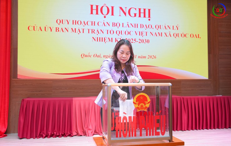 ỦY BAN MTTQ VIỆT NAM XÃ QUỐC OAI TỔ CHỨC HỘI NGHỊ TRIỂN KHAI CÔNG TÁC CÁN BỘ VÀ NHIỆM VỤ TRỌNG TÂM NĂM 2026- Ảnh 3.