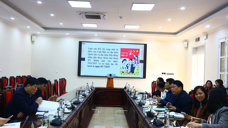 Thạch Thất tham gia hội nghị tập huấn tuyên truyền pháp luật về bầu cử- Ảnh 2.