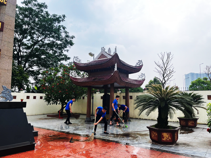 Trường Tiểu học Hoàng Liệt tổ chức các hoạt động thiết thực kỷ niệm 81 năm Ngày thành lập Quân đội nhân dân Việt Nam (22/12/1944 - 22/12/2025)- Ảnh 4.