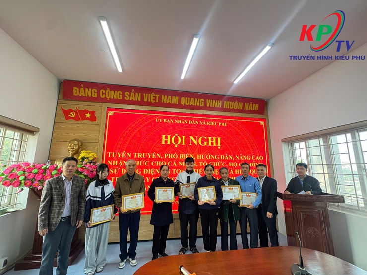 Xã Kiều Phú tổ chức hội nghị tuyên truyền sử dụng điện an toàn, tiết kiệm điện- Ảnh 8.